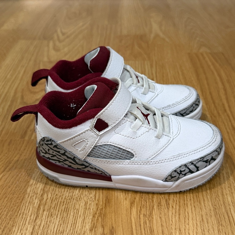 Jordan Spizike Low Red/White Toddler Sneakers (Size 9) - Picture 4 of 8